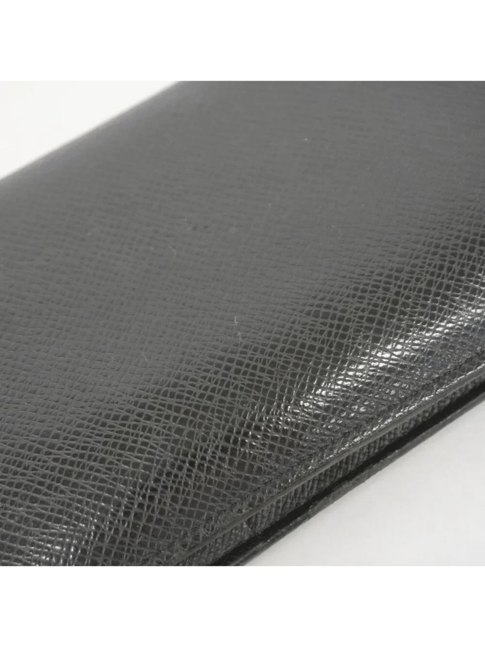 Louis Vuitton Wallet Taiga Portefeuille Brazza Noir